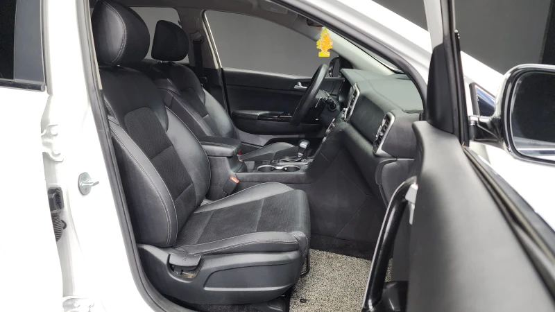 Kia Sportage 2.0 2WD NOBLESSE PLUS autogeorge.com, снимка 10 - Автомобили и джипове - 52389337