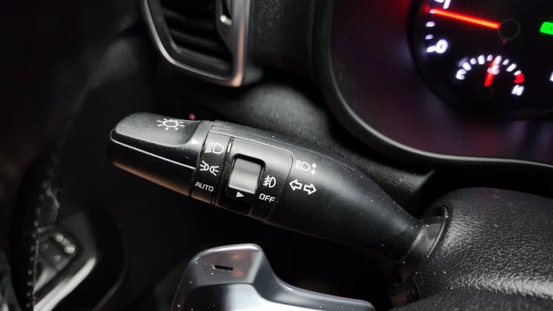 Kia Sportage 2.0 2WD NOBLESSE PLUS autogeorge.com, снимка 16 - Автомобили и джипове - 52389337