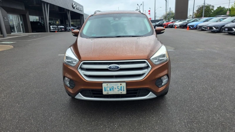 Ford Escape * Titanium * CARFAX * БЕЗ ПЪРВОНАЧАЛНА ВНОСКА, снимка 3 - Автомобили и джипове - 53139732