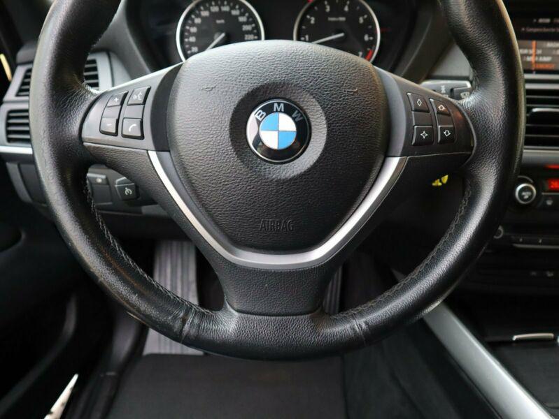 BMW X5 4.8i 2бр НА ЧАСТИ - изображение 4