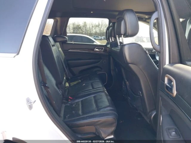 Jeep Grand cherokee OVERLAND* 4X4* КОжа* Подгрев* Памет* Keyless, снимка 12 - Автомобили и джипове - 53873122