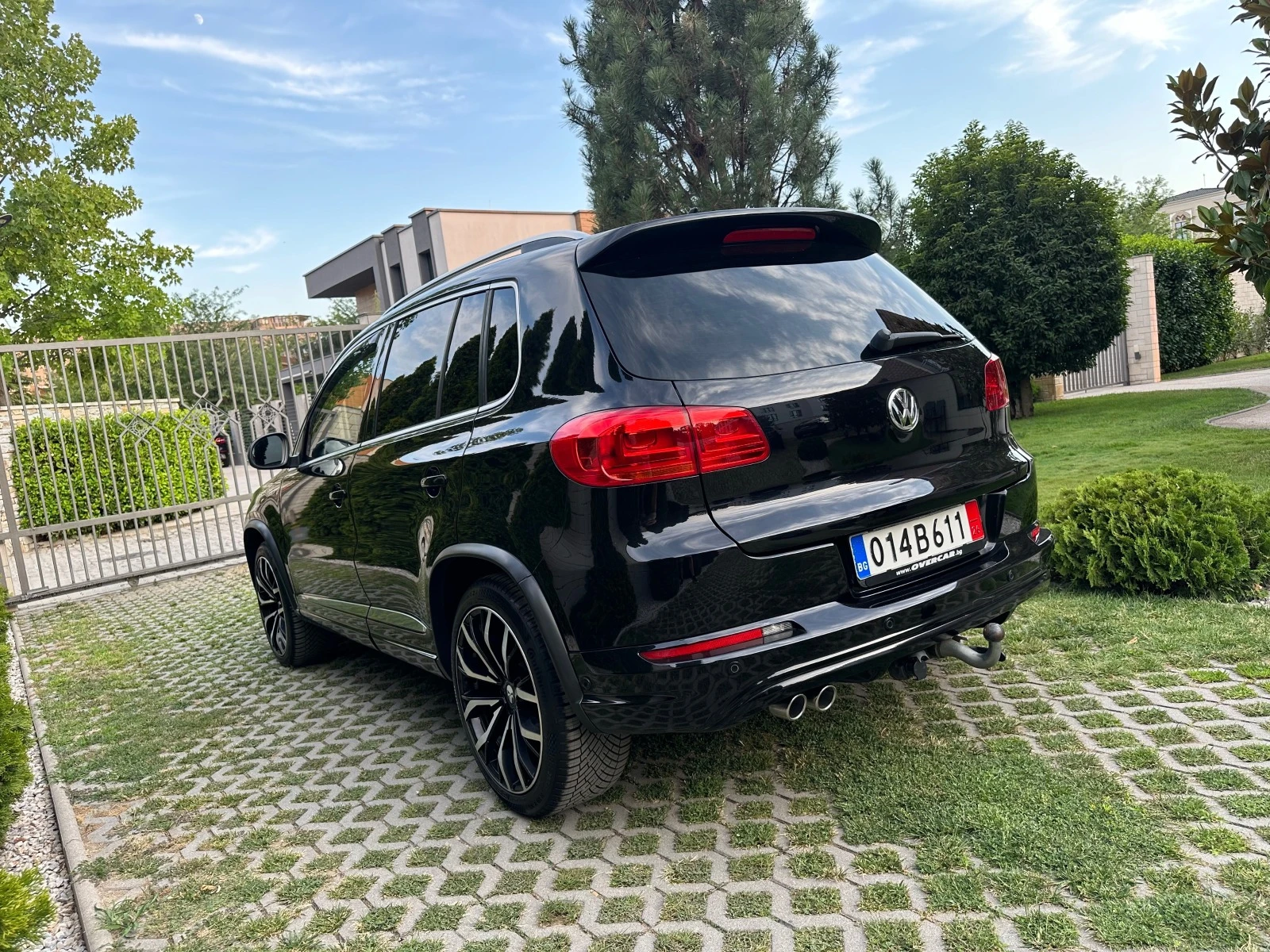 VW Tiguan 2.0TDI* R-LINE* 4 MOTION* PANORAMA - изображение 4