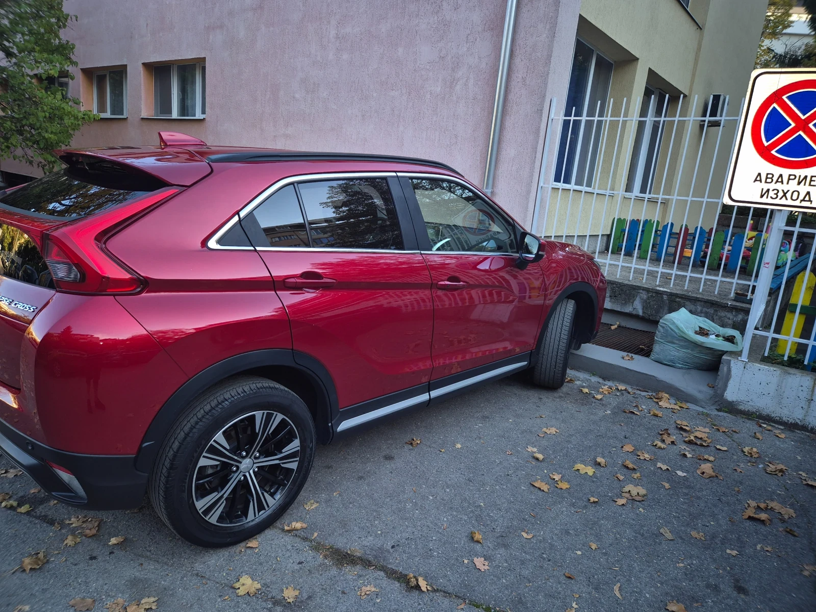 Mitsubishi Eclipse Cross  - изображение 3