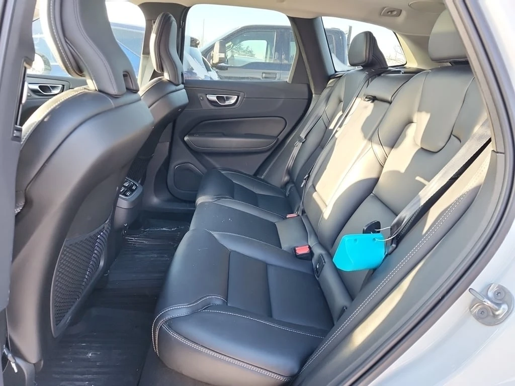 Volvo XC60 * ULTIMATE DARK THEME * CARFAX * ����������� | Mobile.bg � ����������� 12