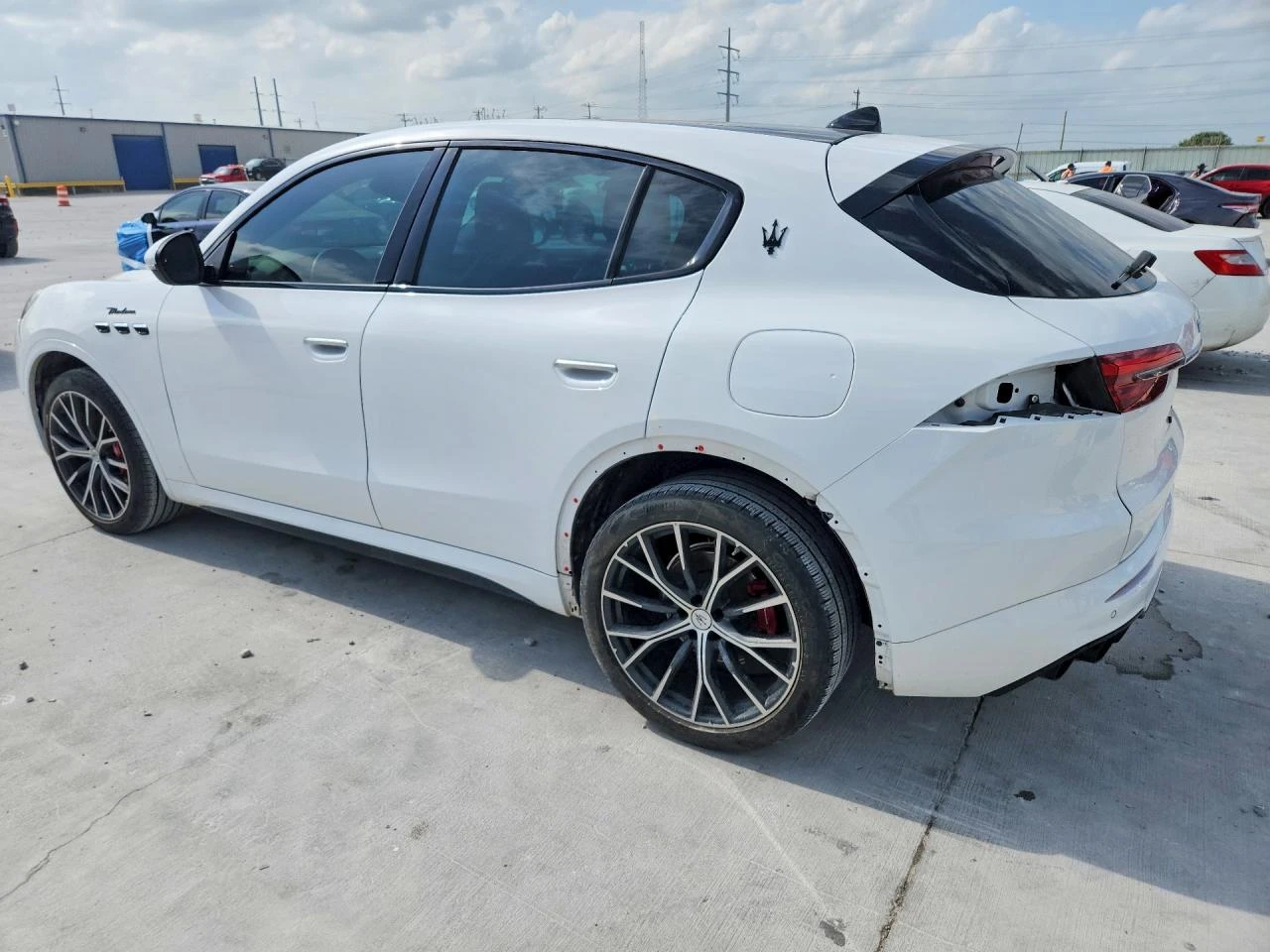 Maserati Grecale 2.0l Modena, снимка 2 - Автомобили и джипове - 54951698