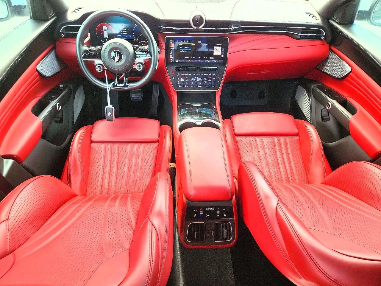 Maserati Grecale 2.0l Modena, снимка 8 - Автомобили и джипове - 54951698
