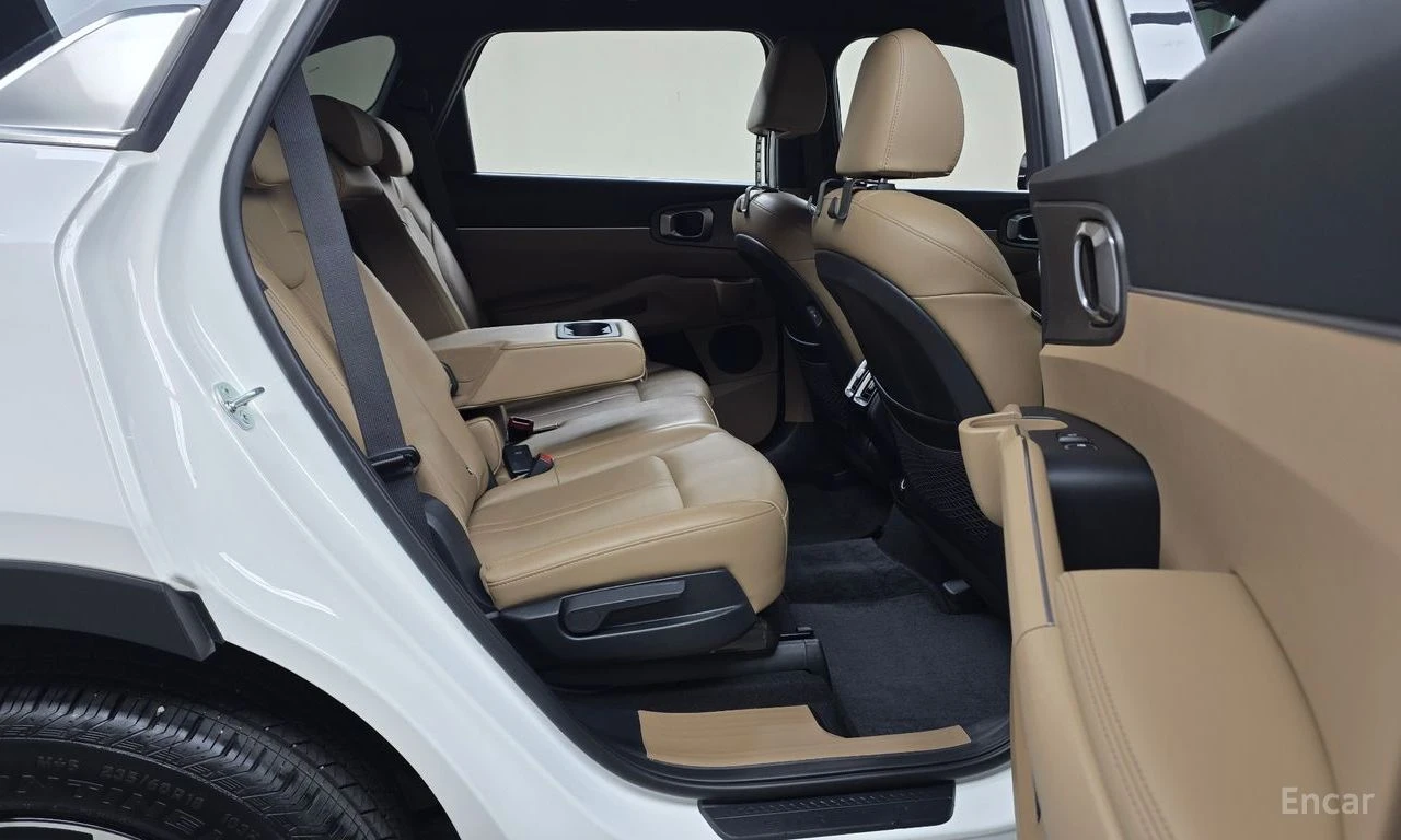 Kia Sorento 2.5T* PRESTIGE* ОБДУХВАНЕ* ДИСТРОНИК* LANE* ASSIST, снимка 15 - Автомобили и джипове - 56081966