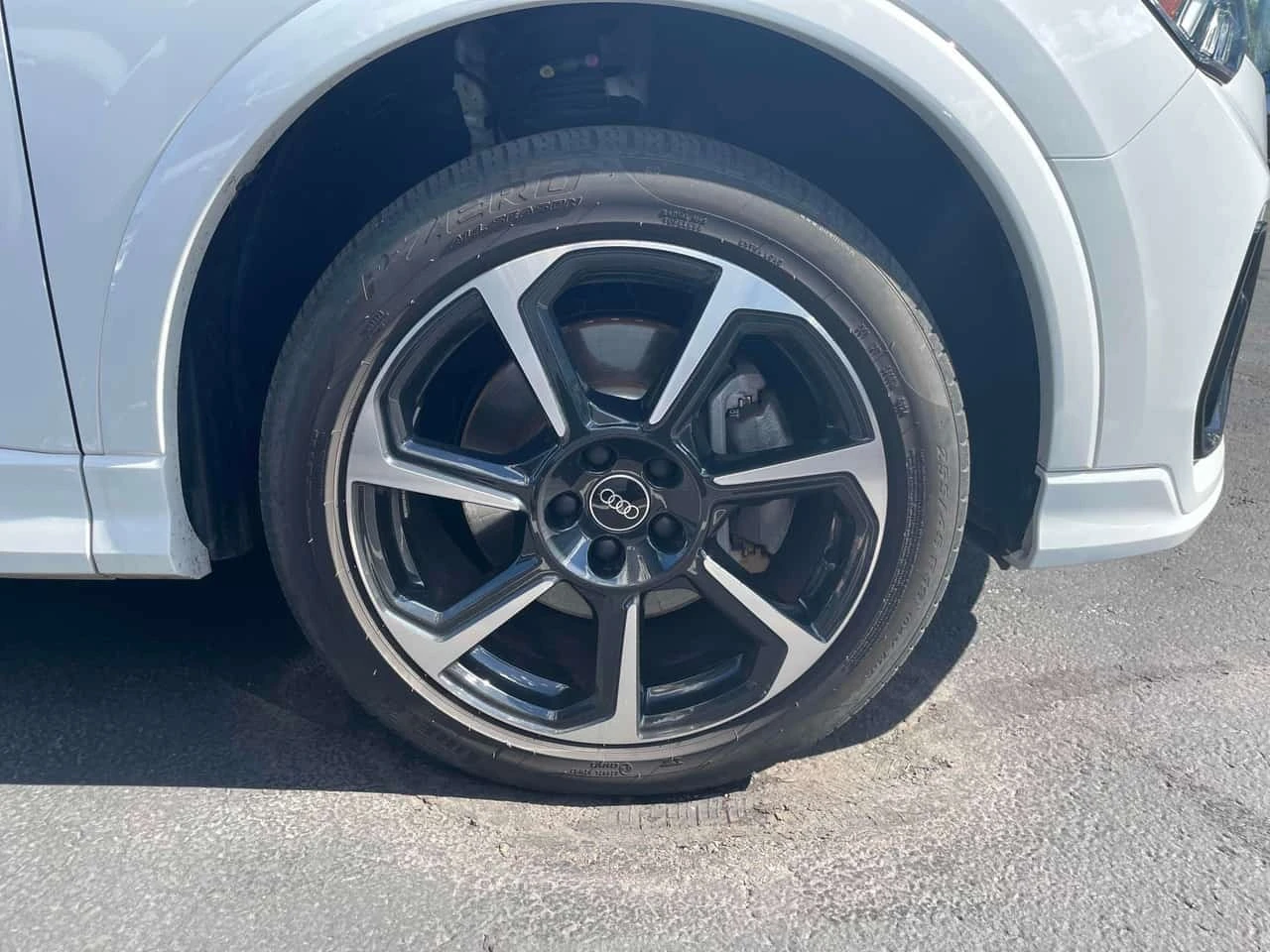 Audi Q3 Technik  CARFAX, снимка 7 - Автомобили и джипове - 56439156