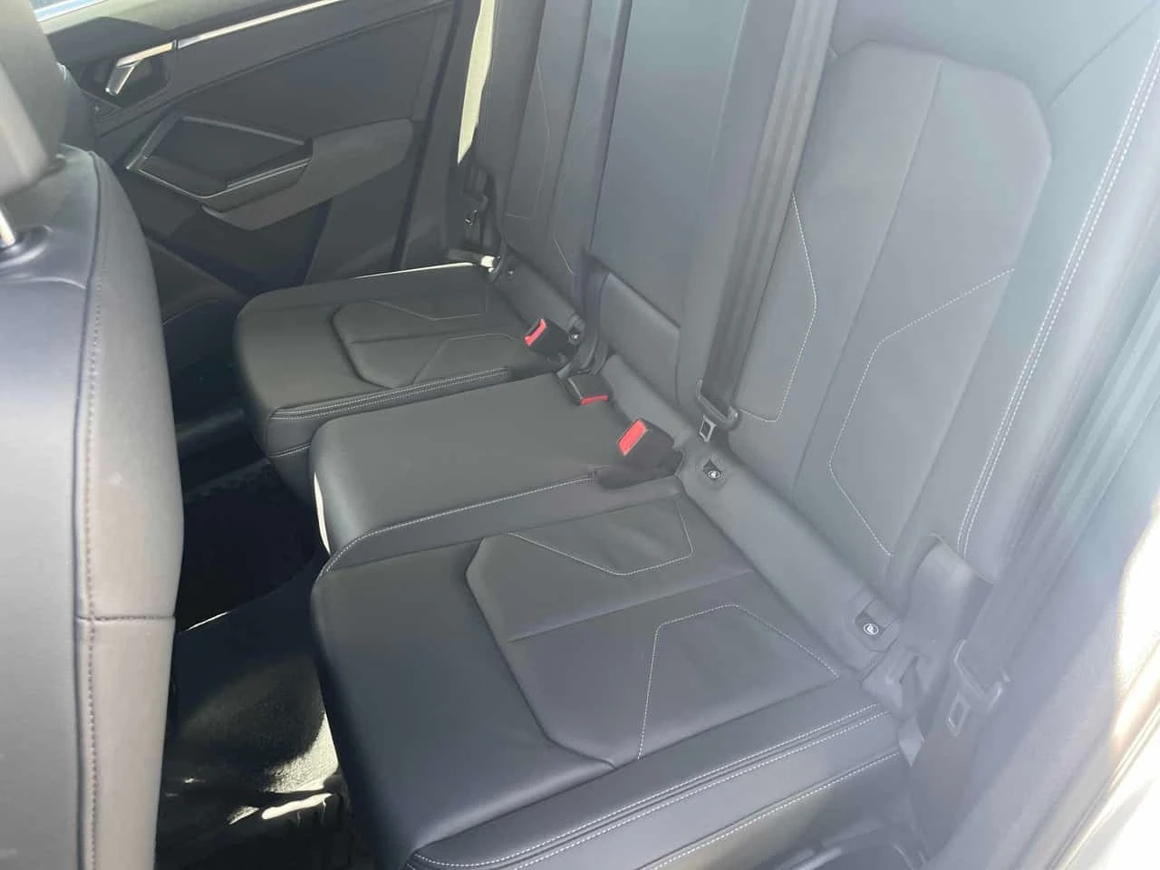Audi Q3 Technik  CARFAX, снимка 14 - Автомобили и джипове - 56439156