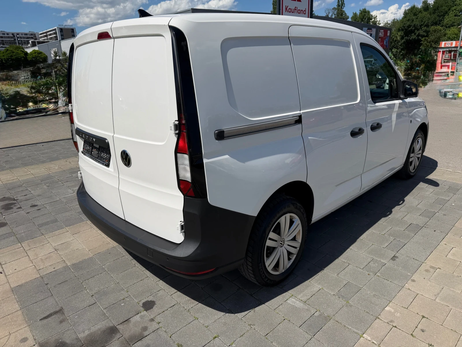 VW Caddy 2.0TDI DSG CARGO, снимка 6 - Бусове и автобуси - 55946070