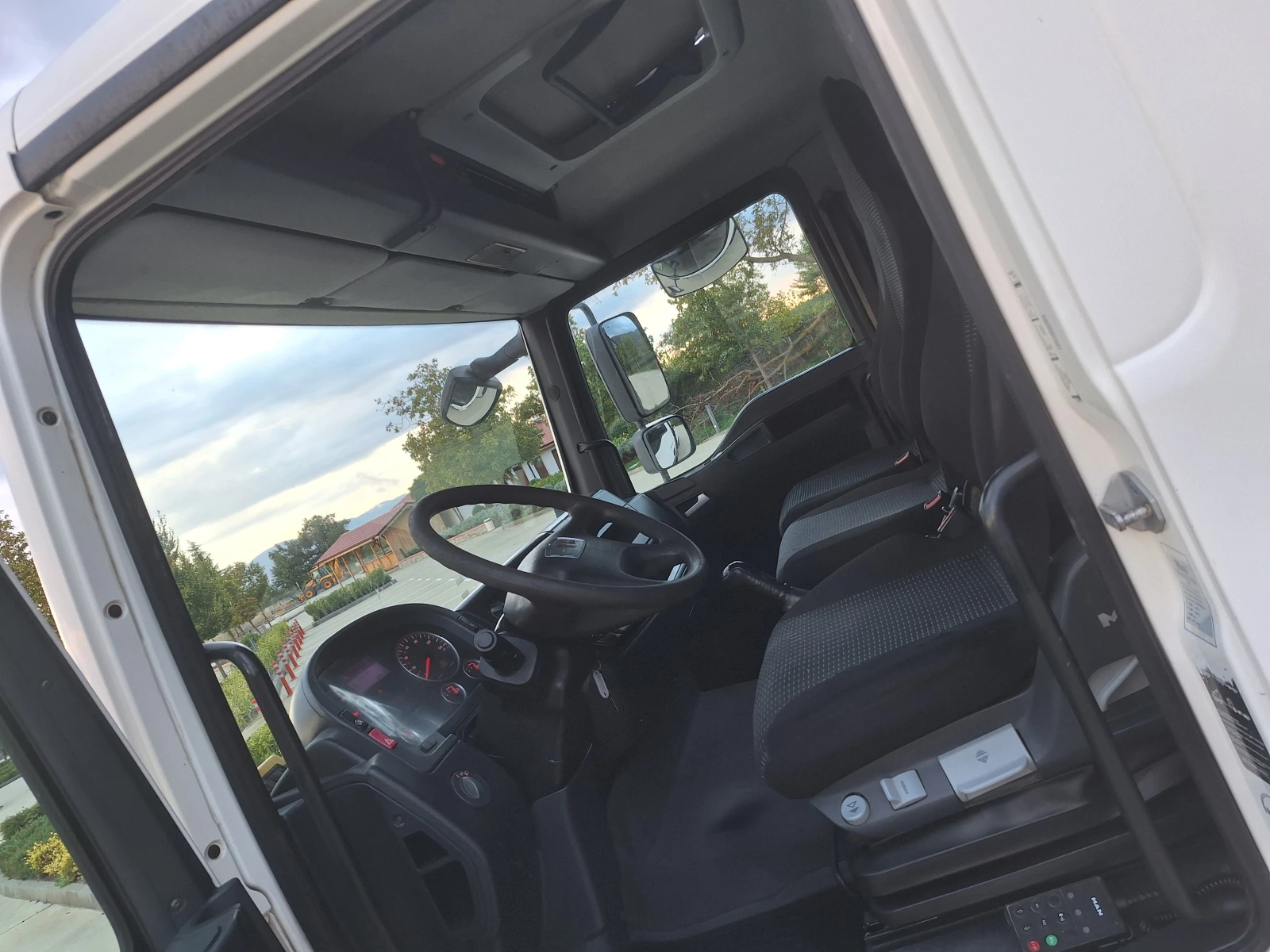 Man Tgl 8.180 4x2 BL   5  | Mobile.bg   14