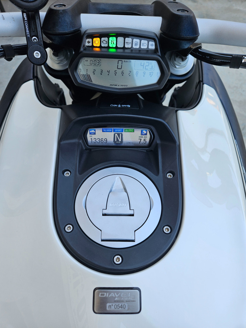 Ducati Diavel AMG, снимка 6 - Мотоциклети и мототехника - 46431513