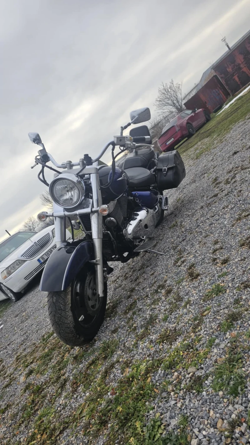 Suzuki Intruder
