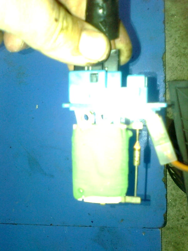 реостат парно за Опел Вектра 2.0дти