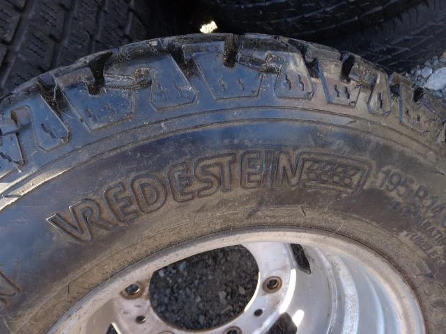 Гуми Зимни 195/60R14, снимка 10 - Гуми и джанти - 22350988