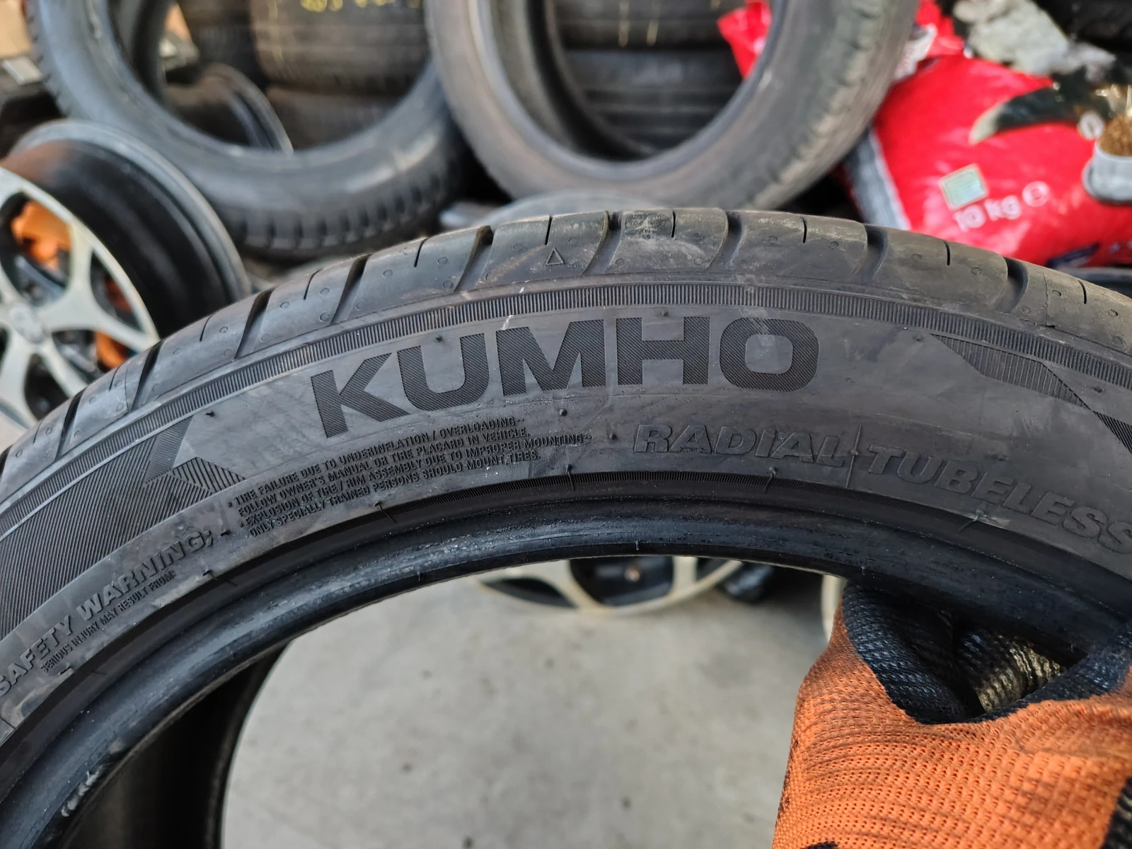 Гуми Летни 215/45R17, снимка 5 - Гуми и джанти - 53725476