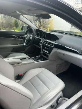 Mercedes-Benz C 180, снимка 11