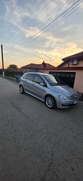 Mercedes-Benz B 200 2.0 cdi, снимка 1