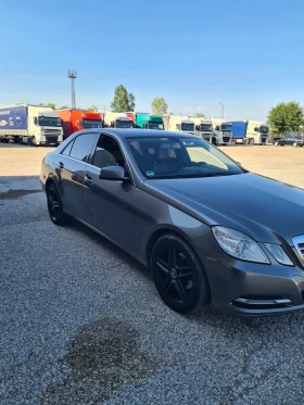 Mercedes-Benz E 200, снимка 5