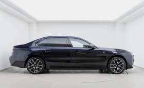 BMW i7 xDrive60 M Sportpaket, снимка 3 - Автомобили и джипове - 44063662