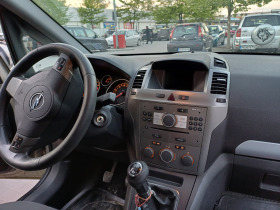 Opel Zafira Задният десен стоп е подменен , снимка 6