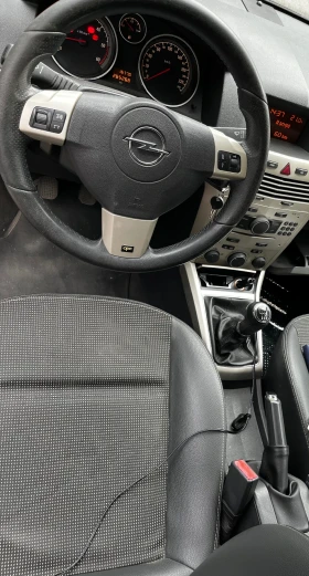 Opel Astra 1.9 CDTI Кабрио / Xenon / Sport / TOP - 4600 лв. - 44290082 9