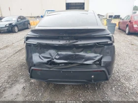 Tesla Model Y PREMIUM | CARFAX | АВТОФИНАНСИРАНЕ | Auto.bg — изображение 17