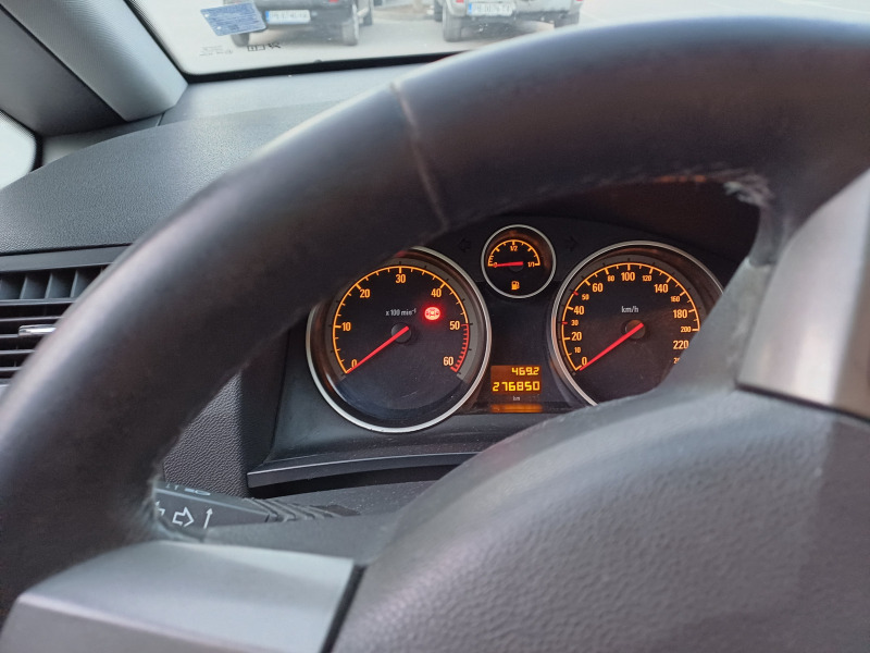 Opel Zafira Задният десен стоп е подменен , снимка 7 - Автомобили и джипове - 46388255