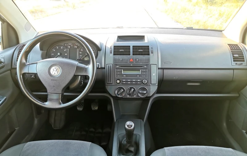 VW Polo 1.4i 80ks BIFUEL, снимка 8 - Автомобили и джипове - 46541986