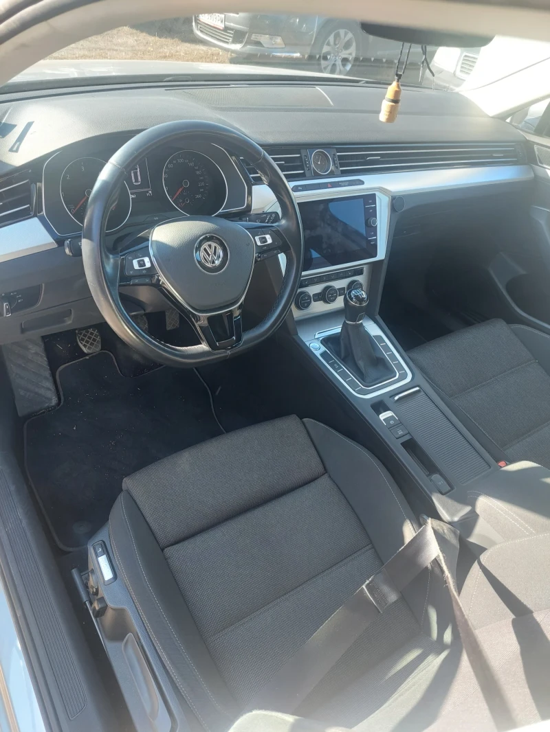 VW Passat 2.0 tdi, снимка 5 - Автомобили и джипове - 48850675