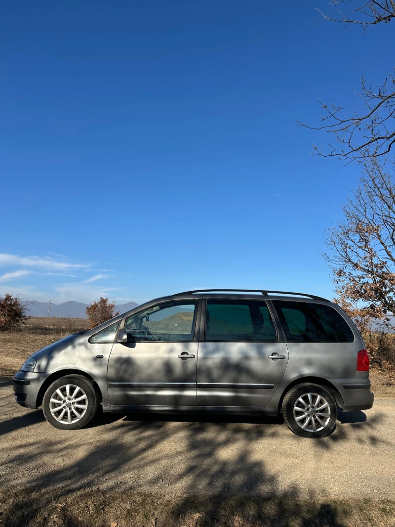 VW Sharan 1.9 TDI, снимка 2 - Автомобили и джипове - 48933080