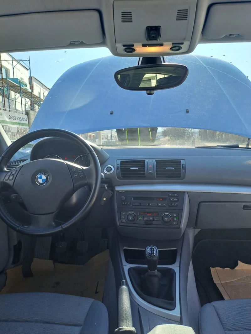 BMW 120  i бензин, снимка 12 - Автомобили и джипове - 49075924