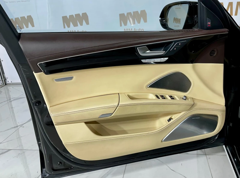 Audi A8 L 4.2 TDi* Quattro* Ceramic* B&O* Pano* HuD* Massa, снимка 11 - Автомобили и джипове - 51454968