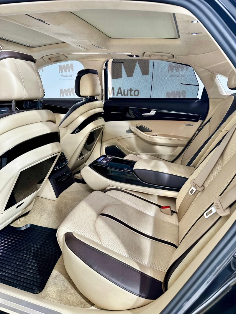 Audi A8 L 4.2 TDi* Quattro* Ceramic* B&O* Pano* HuD* Massa, снимка 10 - Автомобили и джипове - 51454968