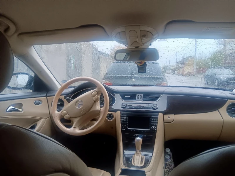Mercedes-Benz CLS 320 3.2, снимка 4 - Автомобили и джипове - 52395851