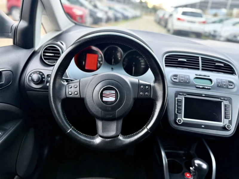 Seat Altea XL 2.0 AВТОМАТИК, снимка 11 - Автомобили и джипове - 52393540
