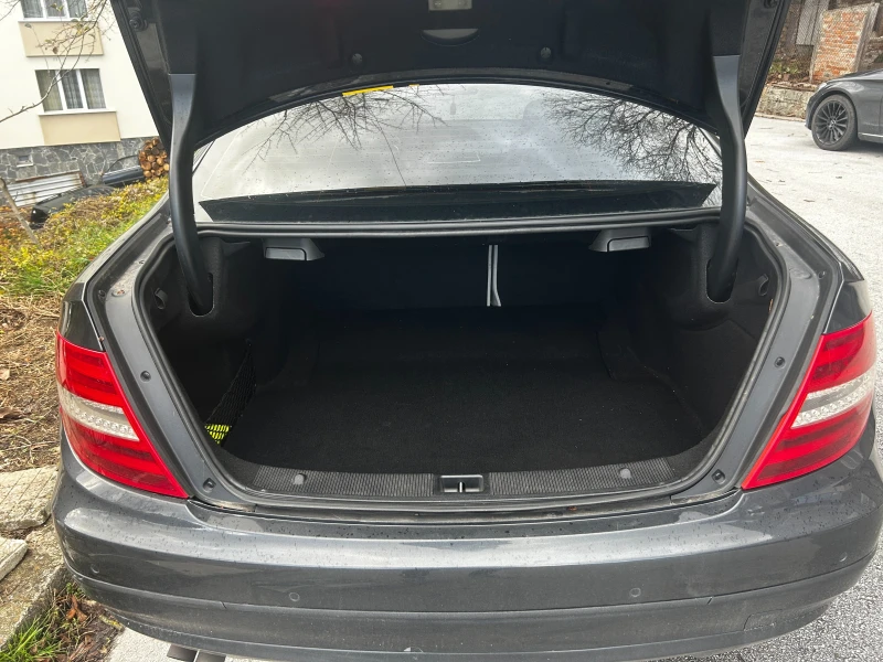 Mercedes-Benz C 180, снимка 9 - Автомобили и джипове - 52663788