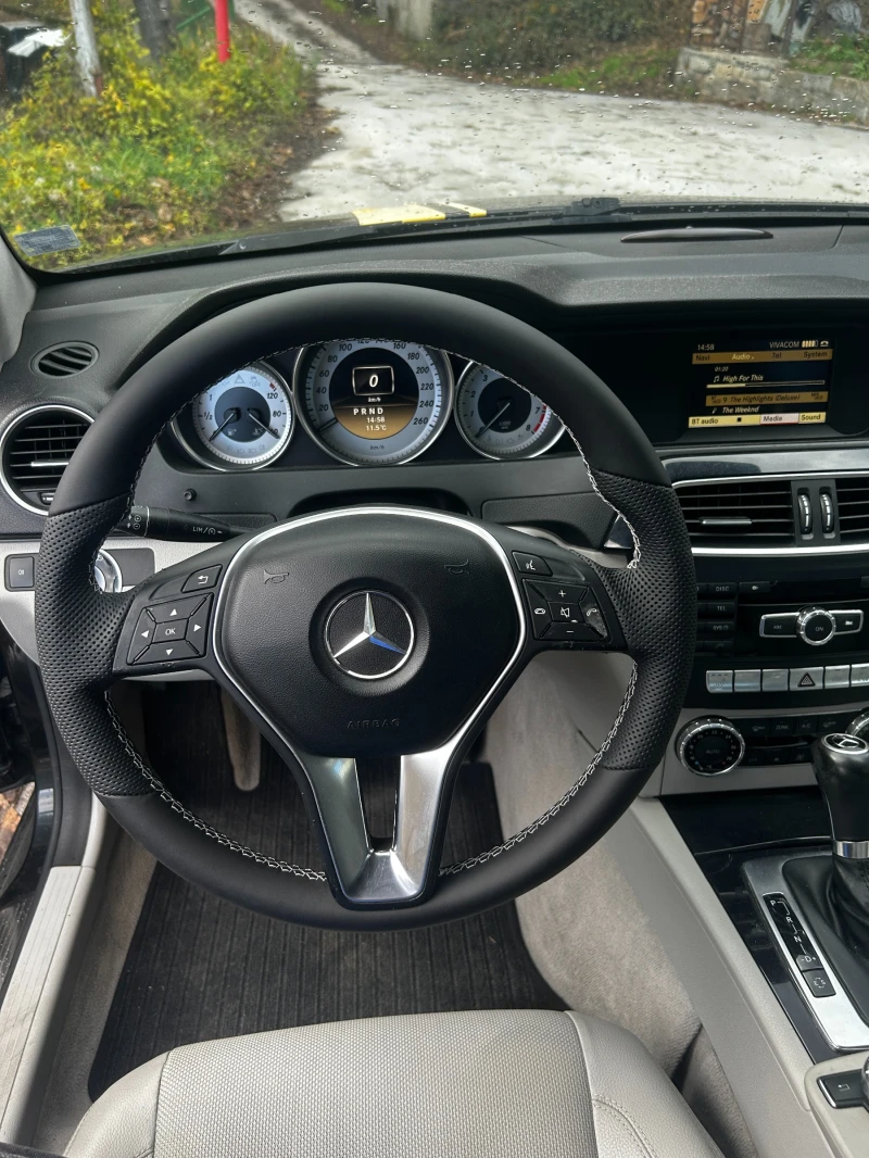 Mercedes-Benz C 180, снимка 13 - Автомобили и джипове - 52663788