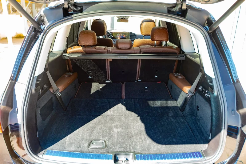 Mercedes-Benz GLS 450 d4MATIC/367HP/7S/PANO/MASSAGE/BURM/360/HUD/627gpr, снимка 7 - Автомобили и джипове - 52537167