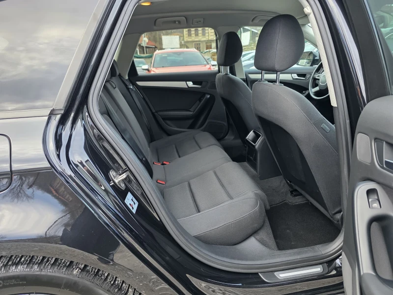 Audi A4 2.0 TDI 143 К.С. АВТОМАТ / НАВИ / КСЕНОН , снимка 11 - Автомобили и джипове - 53266170