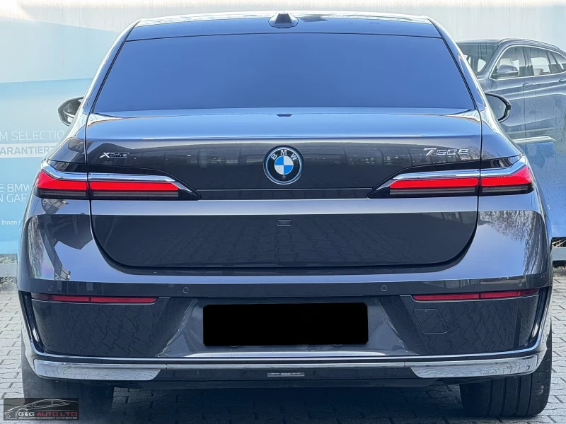 BMW 750 xDrive/489HP/PANO/MASSAGE/B&W/360/HUD/MEMO/765g, снимка 6 - Автомобили и джипове - 53380074