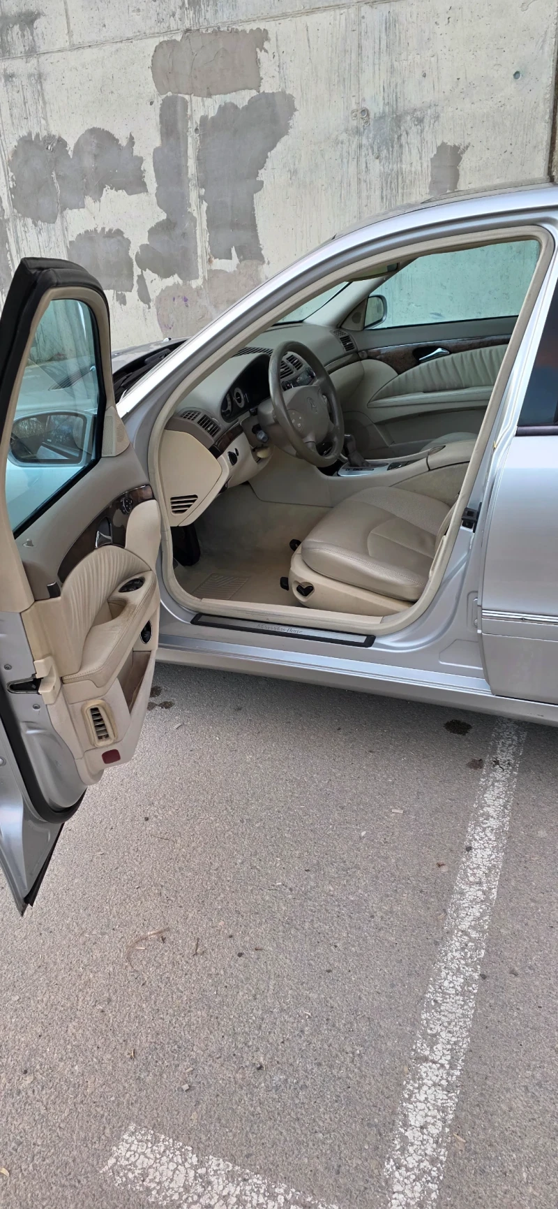 Mercedes-Benz E 220 CDI  W211, снимка 15 - Автомобили и джипове - 53591432