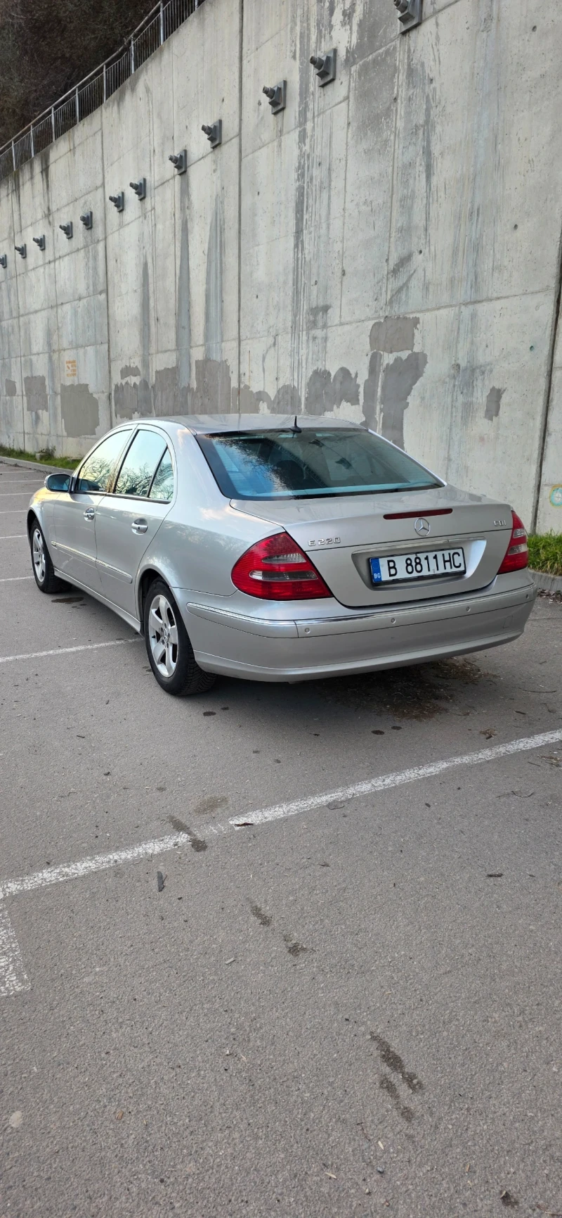 Mercedes-Benz E 220 CDI  W211, снимка 3 - Автомобили и джипове - 53591432