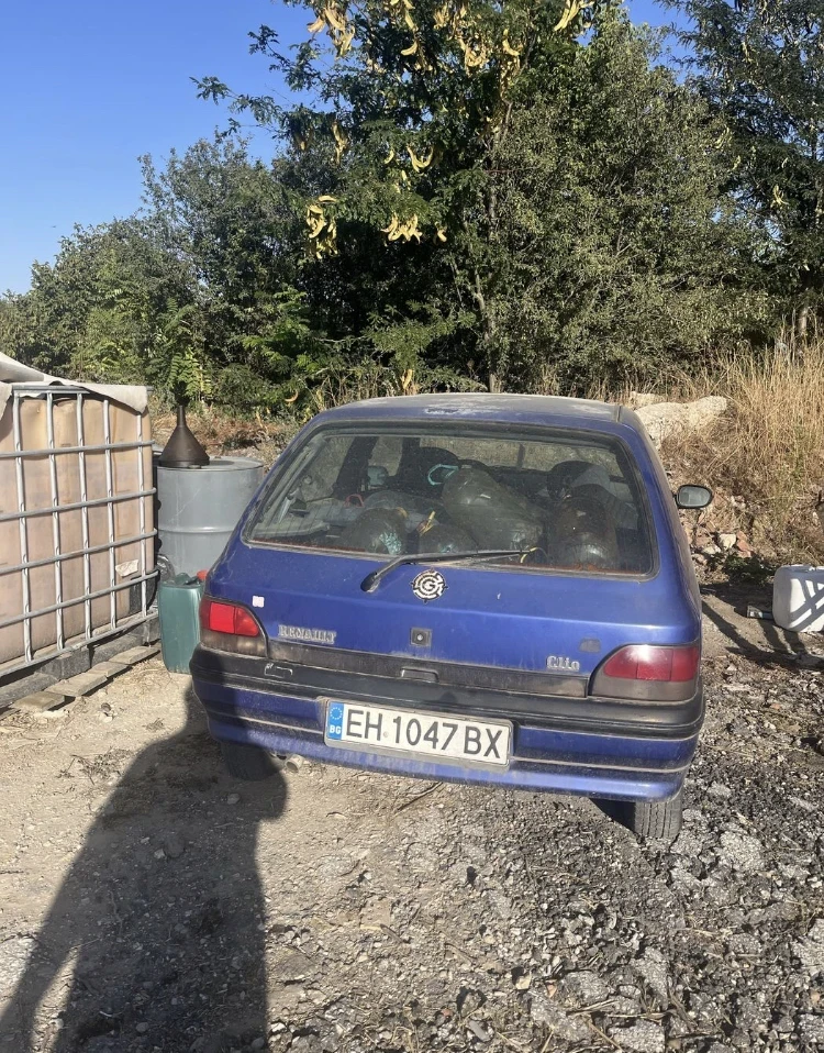 Renault Clio 1.2, снимка 2 - Автомобили и джипове - 48807253