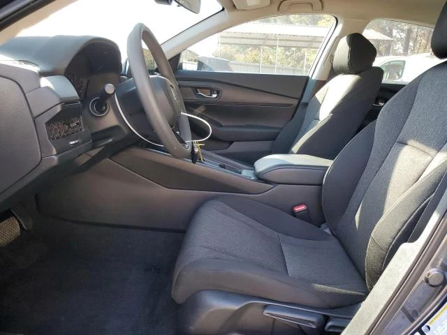 Honda Accord 1.5L 4 Front-wheel Drive, снимка 13 - Автомобили и джипове - 52884461