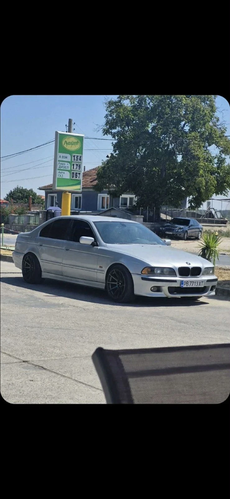 BMW 525