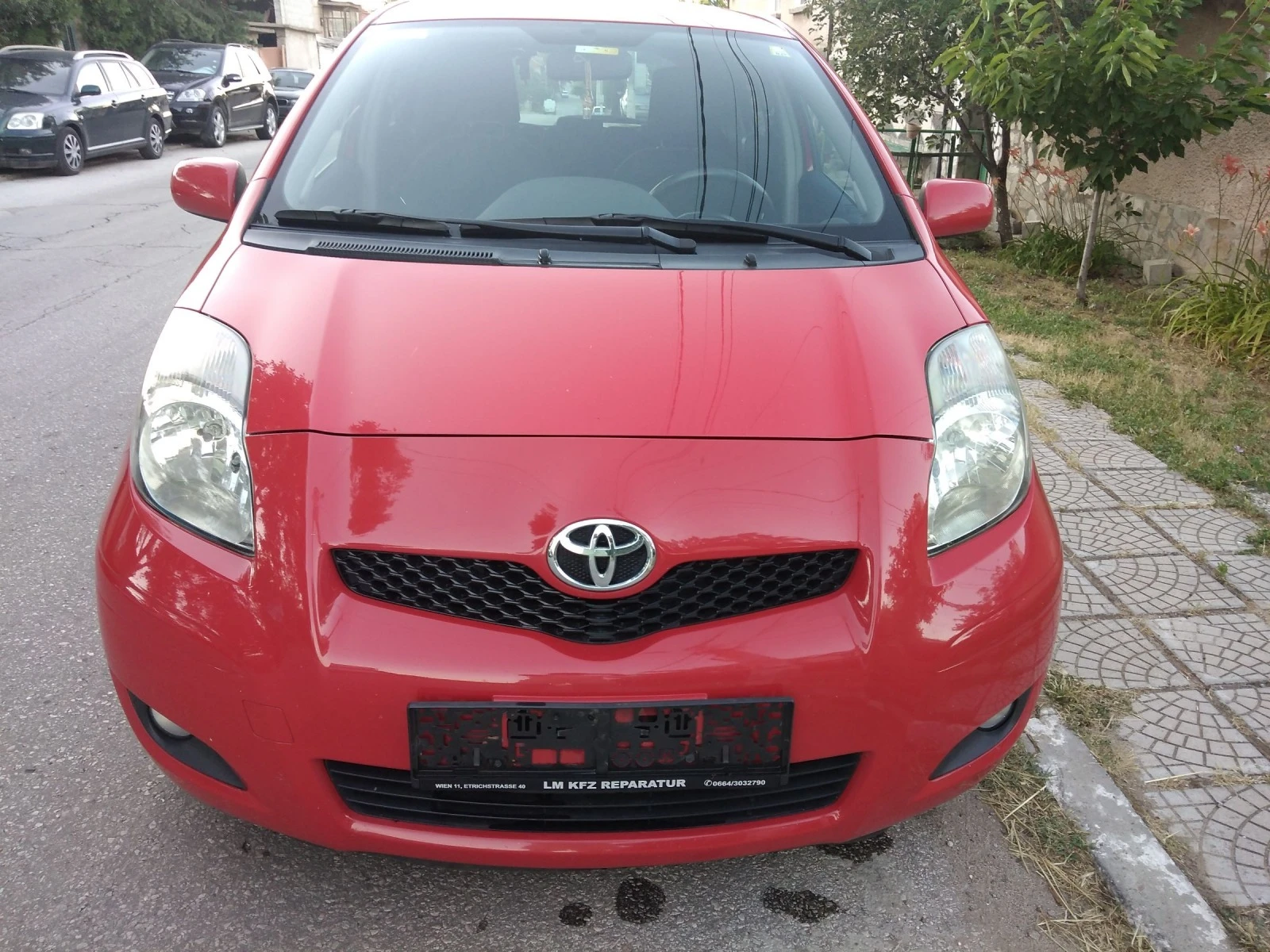 Toyota Yaris 1.33i 100к.с. 6 скорости фейс - изображение 2