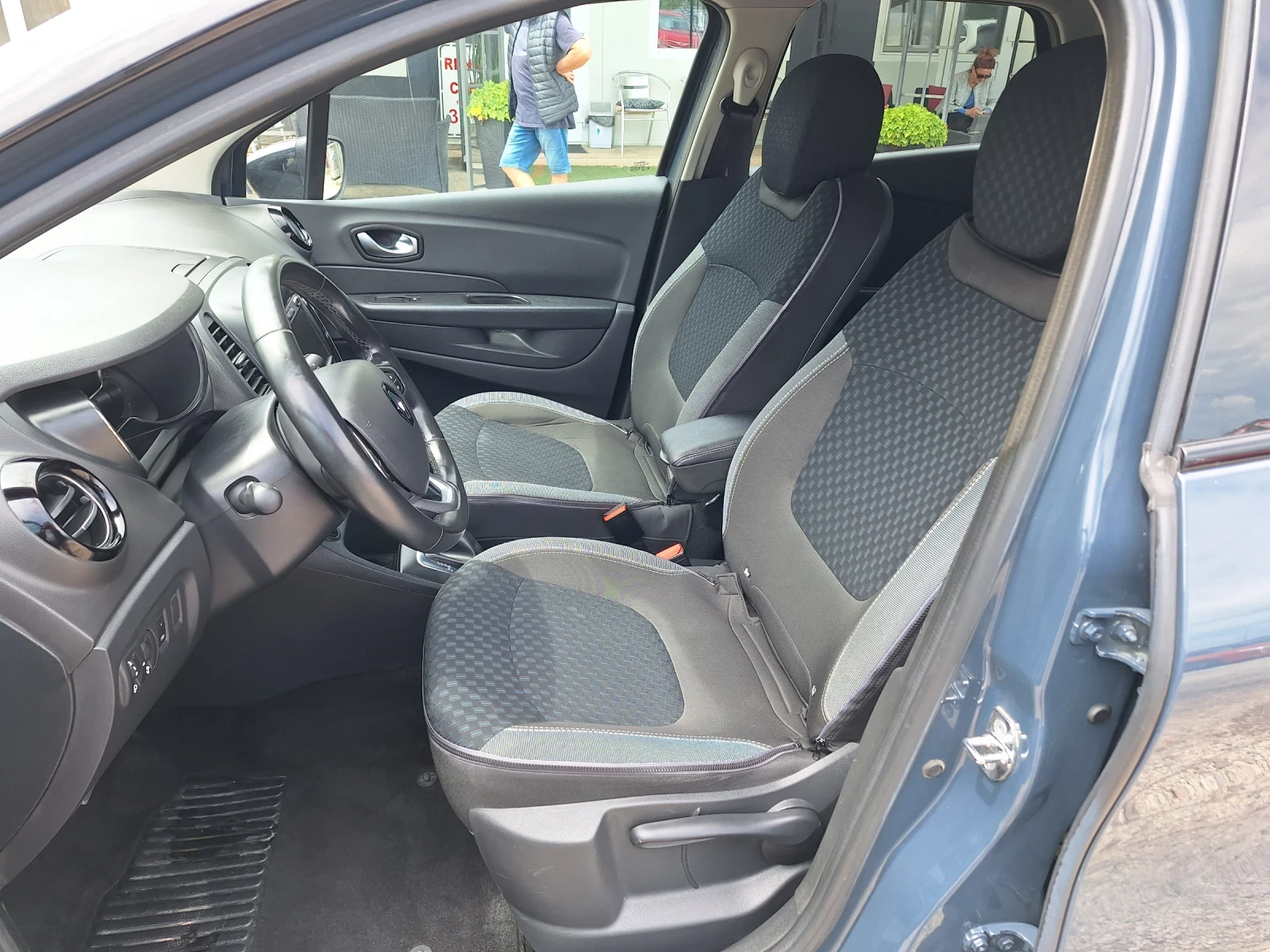 Renault Captur 1.3 T - изображение 8