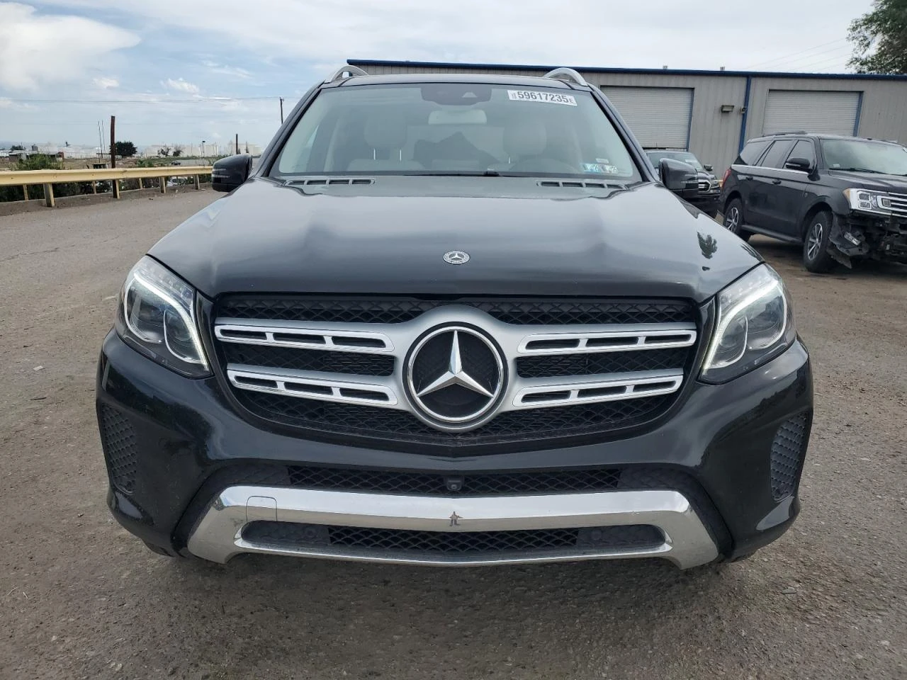 Mercedes-Benz GLS 450 4MATIC/ПАНОРАМА/9G-TRONIC/ПЪЛНА СЕРВИЗНА ИСТОРИЯ - изображение 2