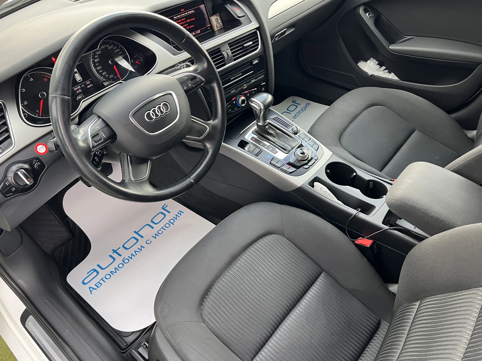 Audi A4 2.0TDI/143K.C./7AT - изображение 7